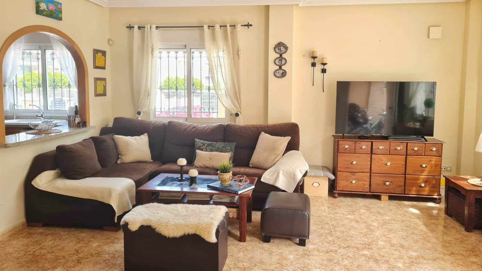 3 Zimmer Villa zu verkaufen in Orihuela Costa mit Pool Garage - 285.000 € (Ref: 9808319)