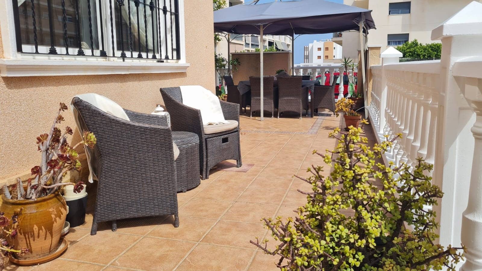 3 Zimmer Villa zu verkaufen in Orihuela Costa mit Pool Garage - 285.000 € (Ref: 9808319)
