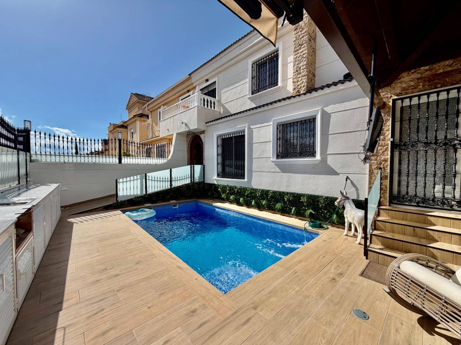 4 soveværelse Byhus til salg i Orihuela Costa med garage - € 430.000 (Ref: 9808324)