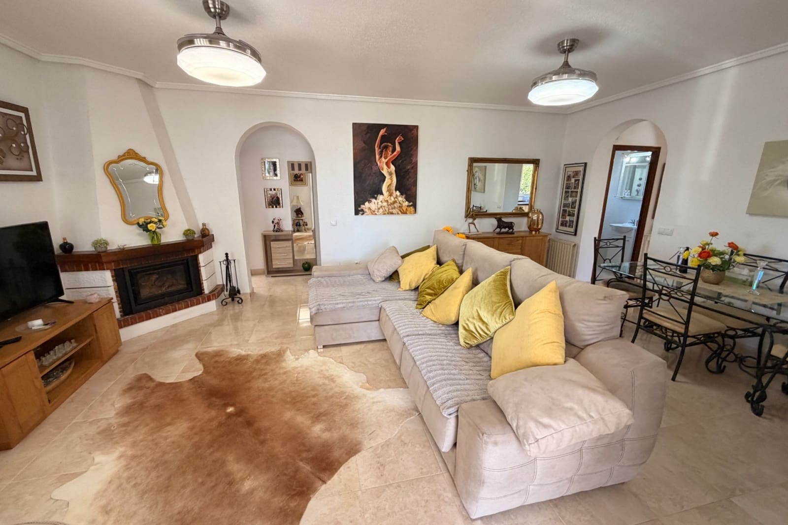 3 soverom Villa til salgs i Ciudad Quesada med svømmebasseng garasje - € 475 000 (Ref: 9808325)