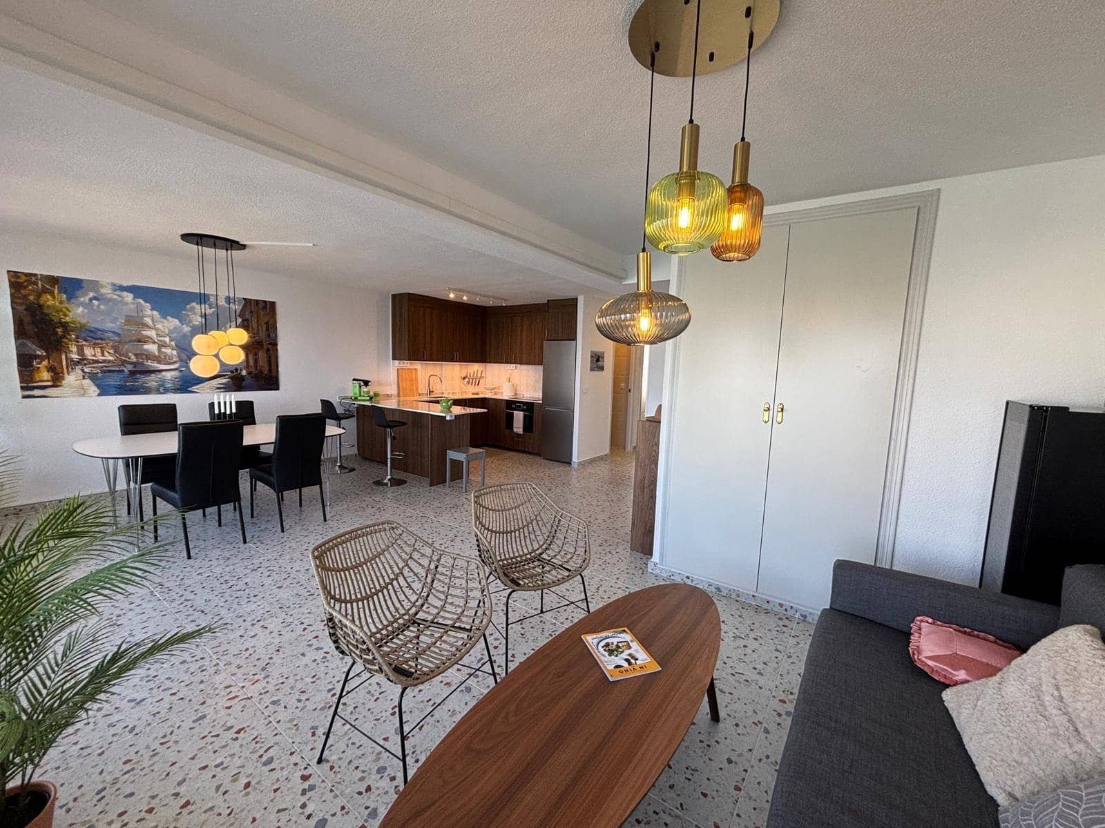 2 sovrum Lägenhet till salu i Torrevieja - 299 000 € (Ref: 9808329)