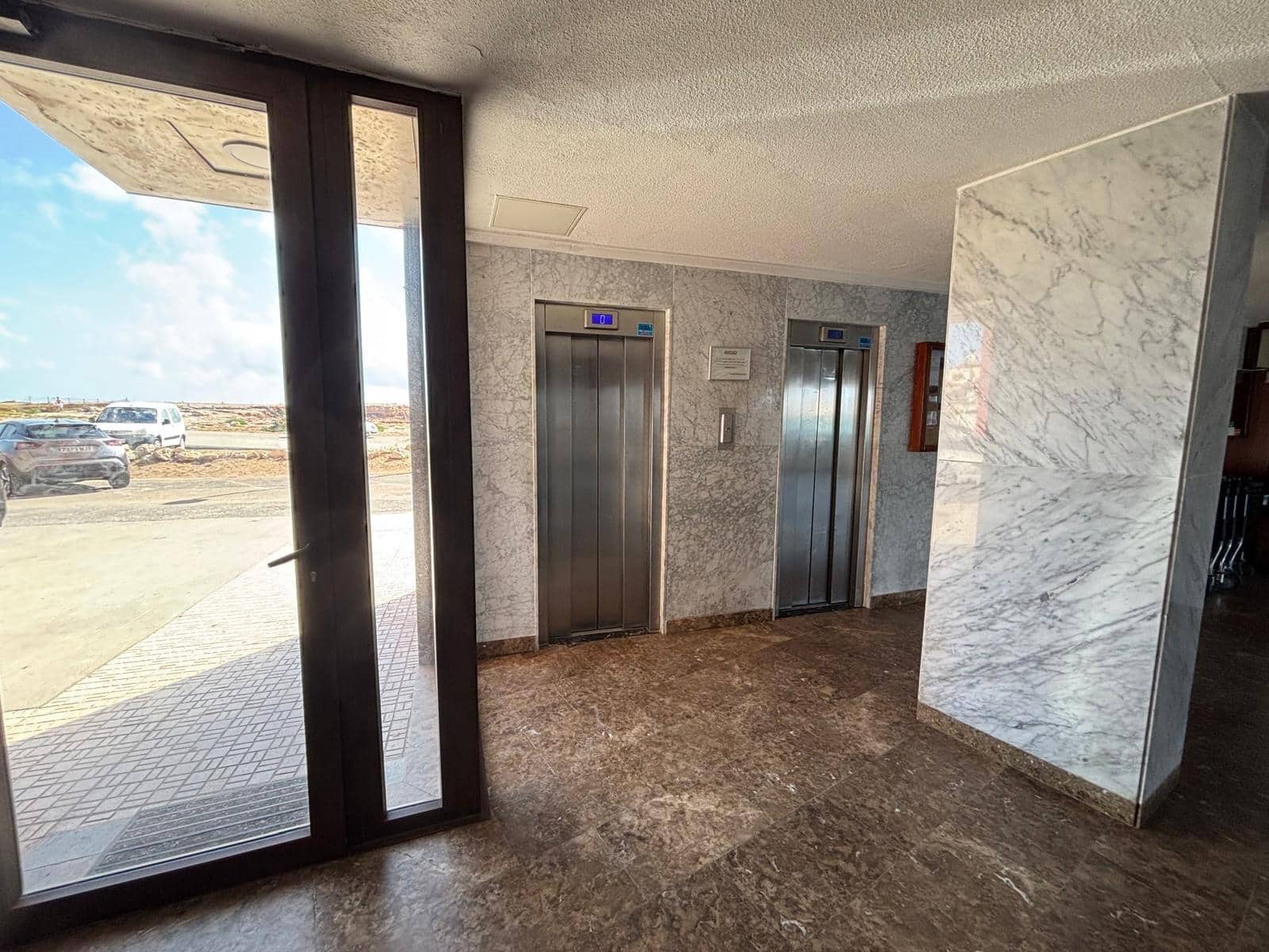2 sovrum Lägenhet till salu i Torrevieja - 299 000 € (Ref: 9808329)
