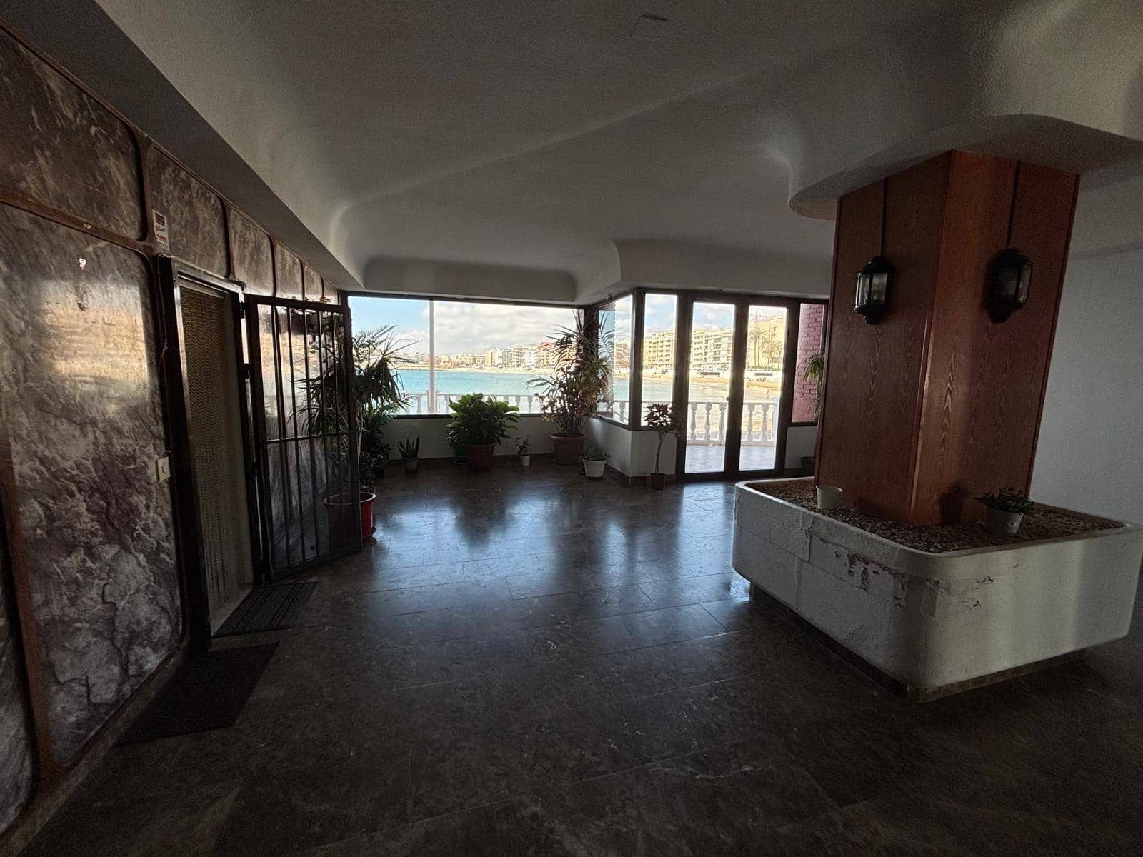 2 sovrum Lägenhet till salu i Torrevieja - 299 000 € (Ref: 9808329)