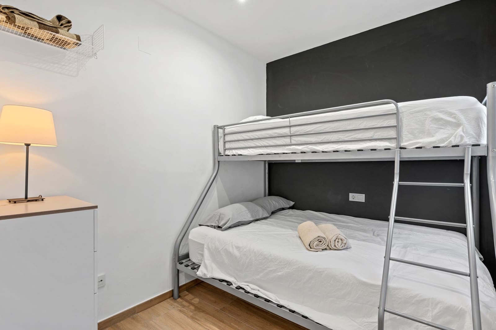 Apartamento de 2 habitaciones en Orihuela Costa en venta con piscina - 200.000 € (Ref: 9808335)