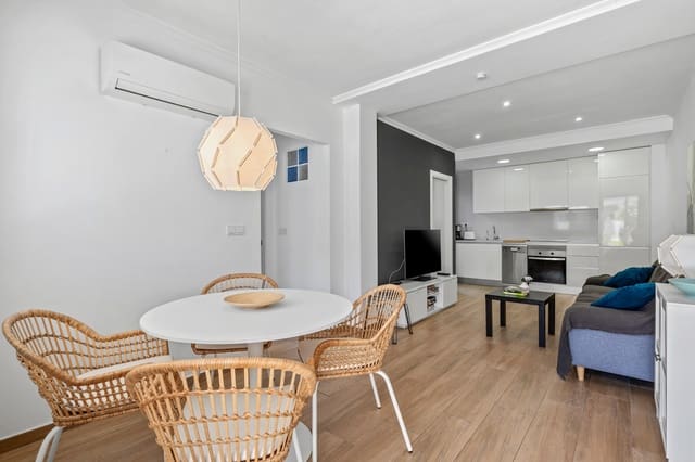 Apartamento de 2 habitaciones en La Zenia, Orihuela en venta con piscina - 200.000 € (Ref: 9808335)