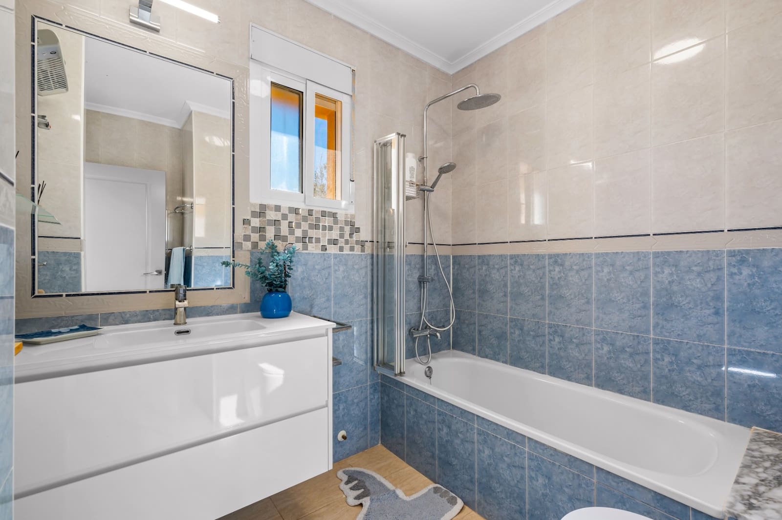 3 sovrum Villa till salu i El Raso med pool - 350 000 € (Ref: 9808339)