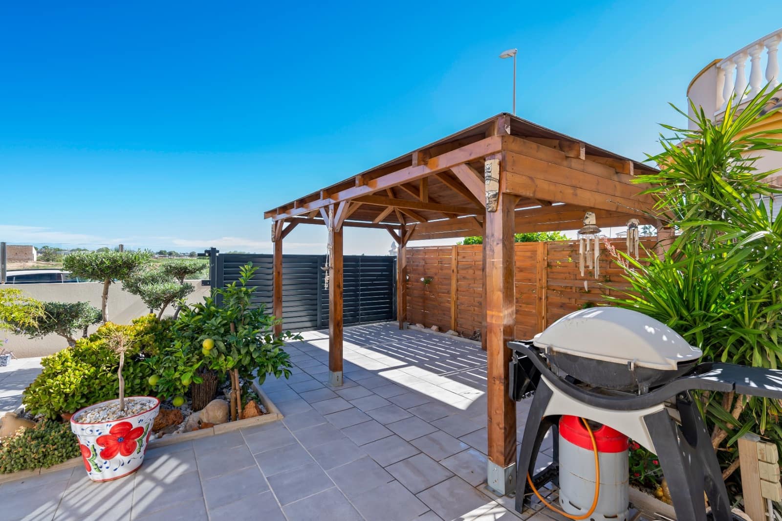 3 sovrum Villa till salu i El Raso med pool - 350 000 € (Ref: 9808339)