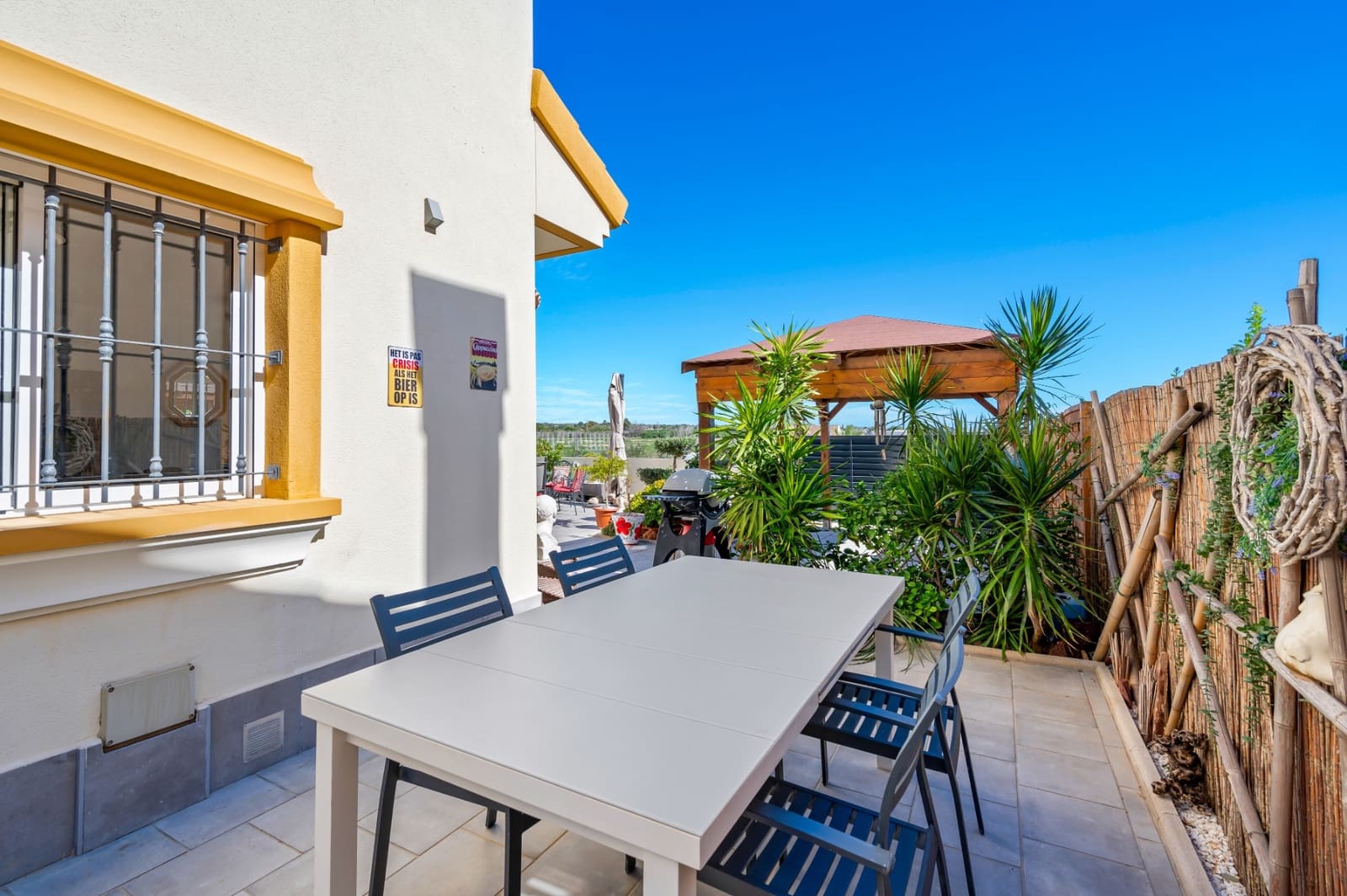 3 sovrum Villa till salu i El Raso med pool - 350 000 € (Ref: 9808339)