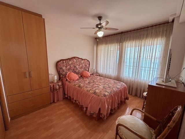 3 slaapkamer Appartement te koop in Torrevieja - € 319.900 (Ref: 9823882)