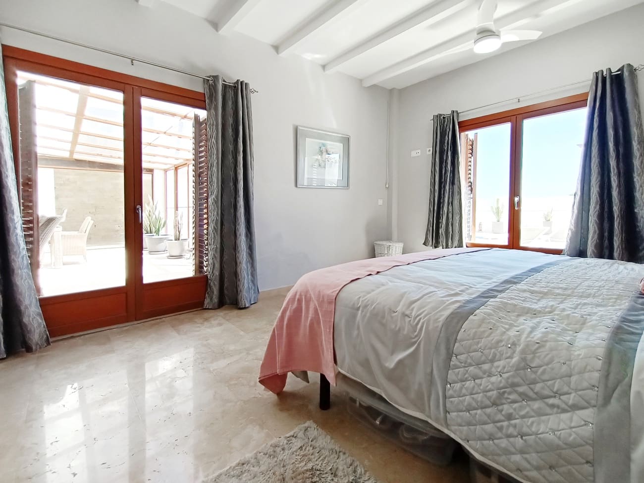 4 slaapkamer Villa te koop in El Valle Golf Resort met zwembad garage - € 875.000 (Ref: 9854624)
