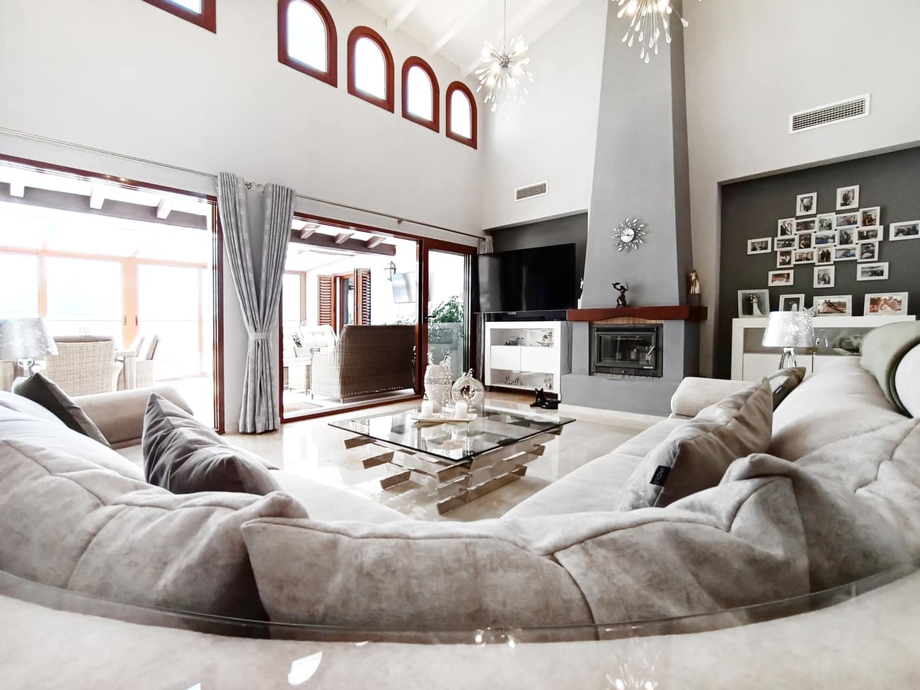 4 slaapkamer Villa te koop in El Valle Golf Resort met zwembad garage - € 875.000 (Ref: 9854624)