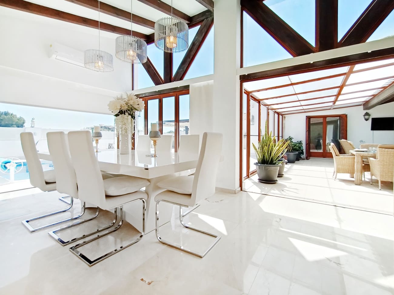 4 slaapkamer Villa te koop in El Valle Golf Resort met zwembad garage - € 875.000 (Ref: 9854624)