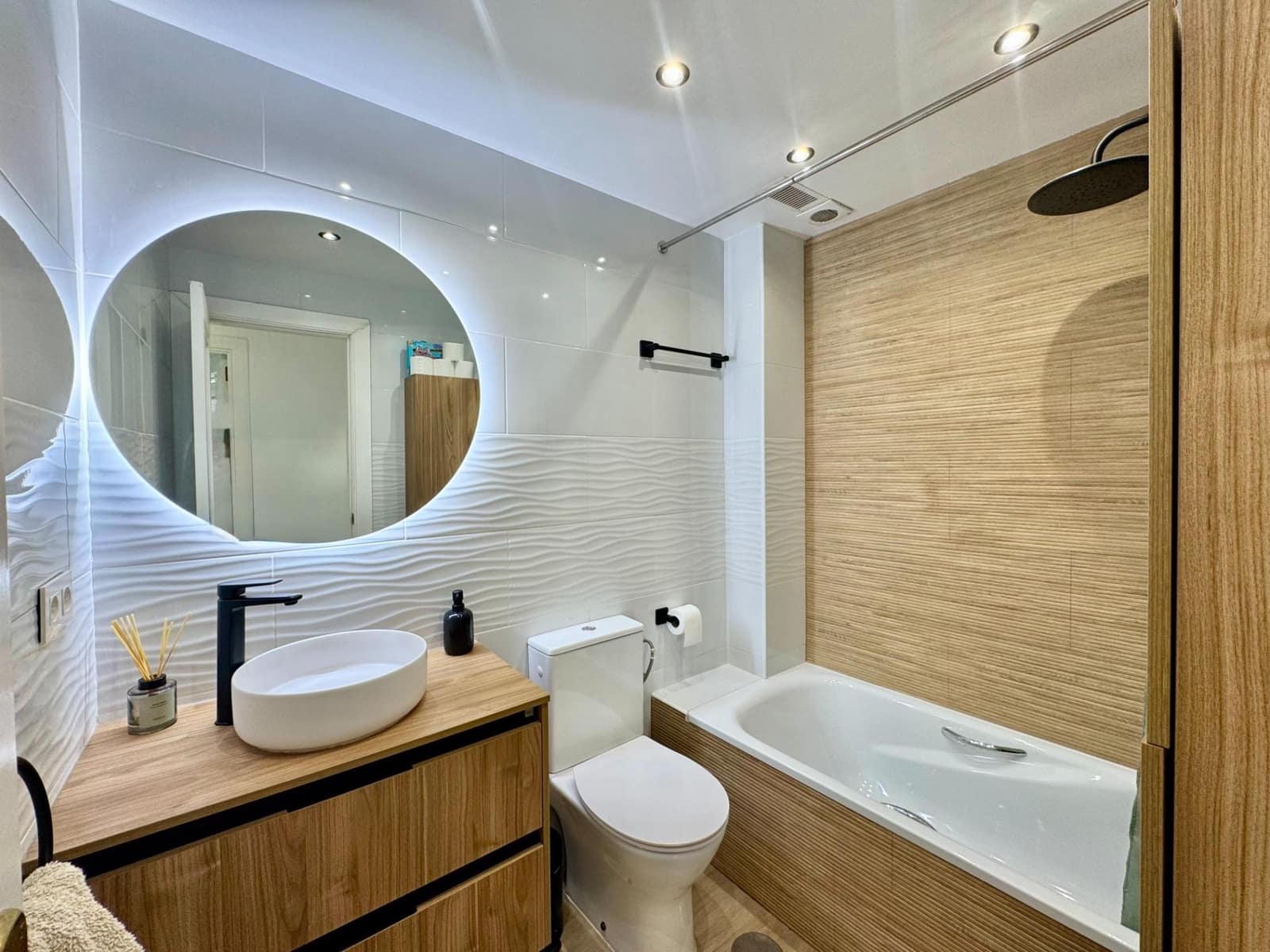 2 soveværelse Bungalow til salg i Orihuela Costa med swimmingpool - € 220.000 (Ref: 9856043)