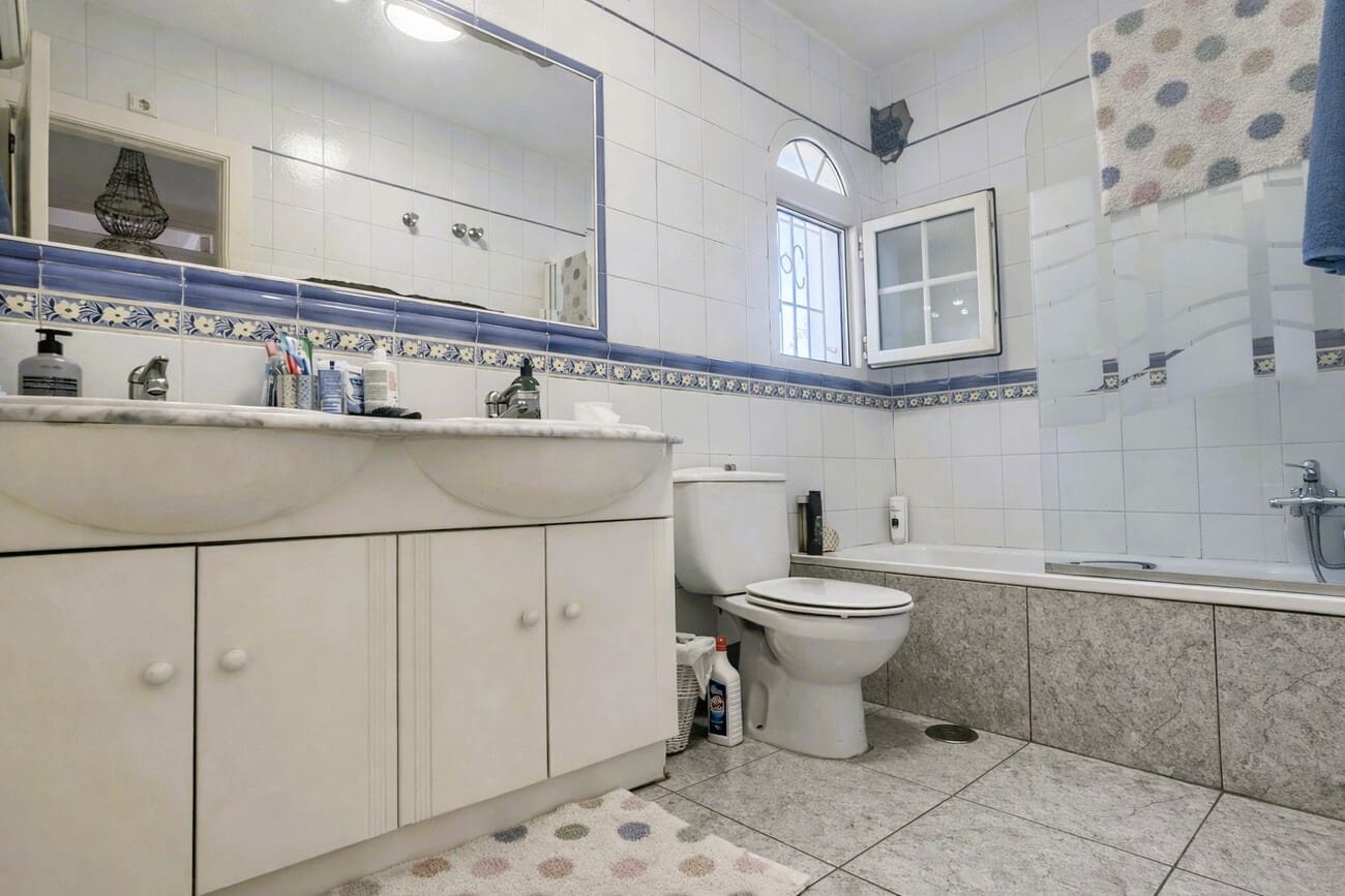 4 Zimmer Haus zu verkaufen in Los Dolses mit Pool - 295.000 € (Ref: 9896961)