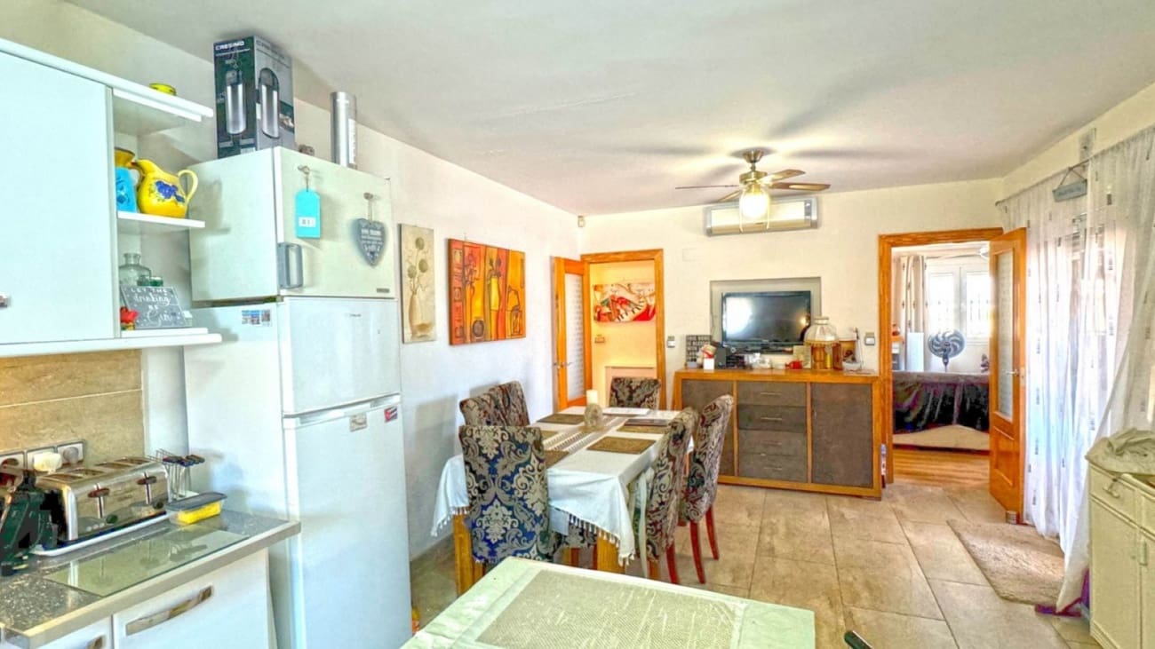 6 quarto Moradia para venda em Torrevieja - 617 000 € (Ref: 9908821)
