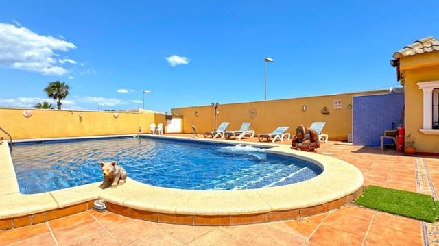 6 quarto Moradia para venda em Parque de las Naciones, Torrevieja - 617 000 € (Ref: 9908821)