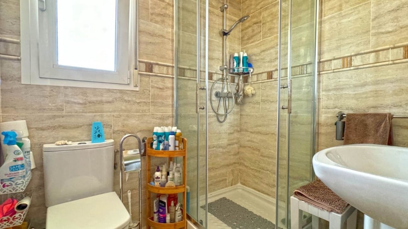 6 quarto Moradia para venda em Torrevieja - 617 000 € (Ref: 9908821)