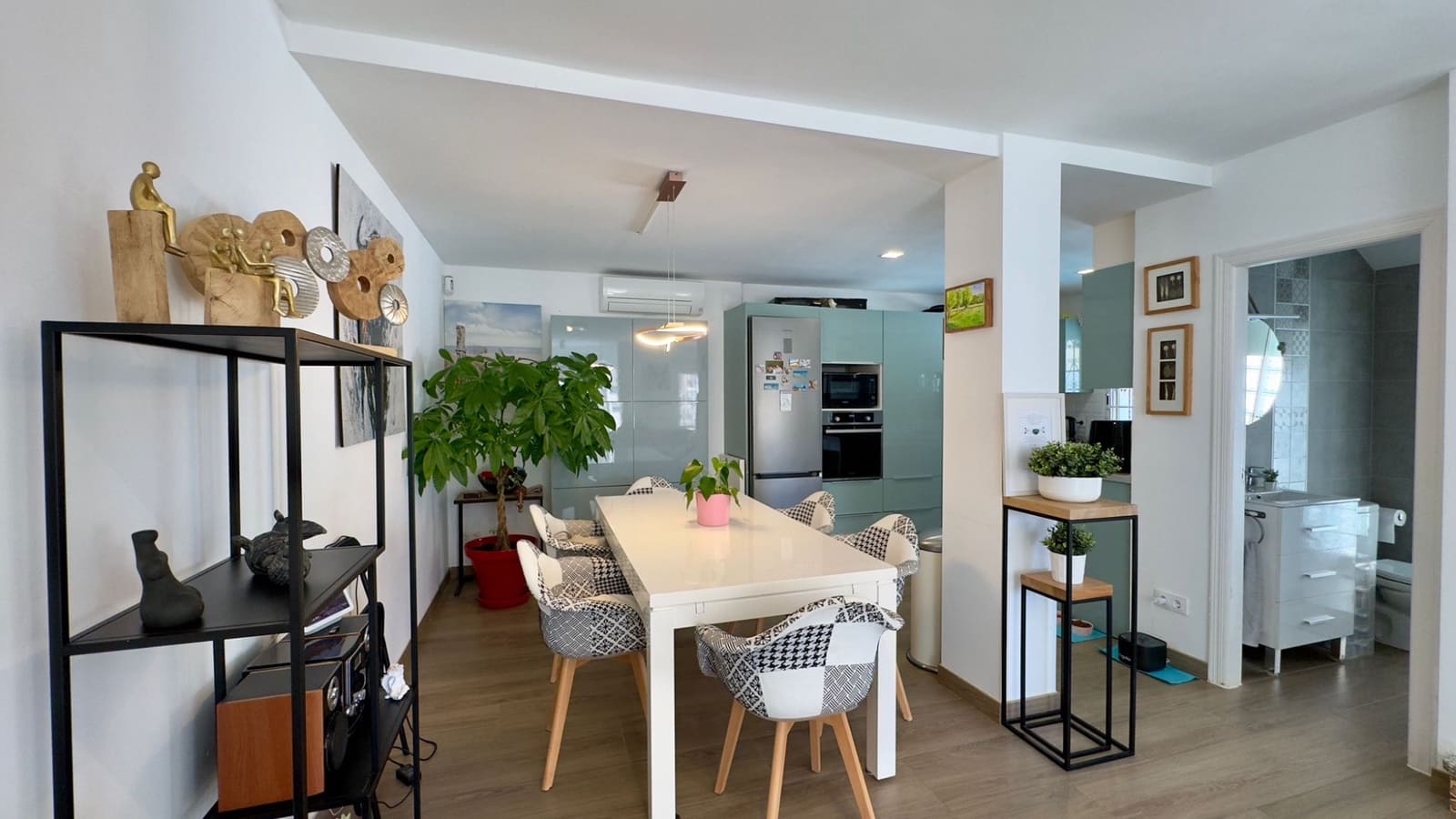 2 soverom Villa til salgs i Orihuela Costa med svømmebasseng garasje - € 269 000 (Ref: 9915014)
