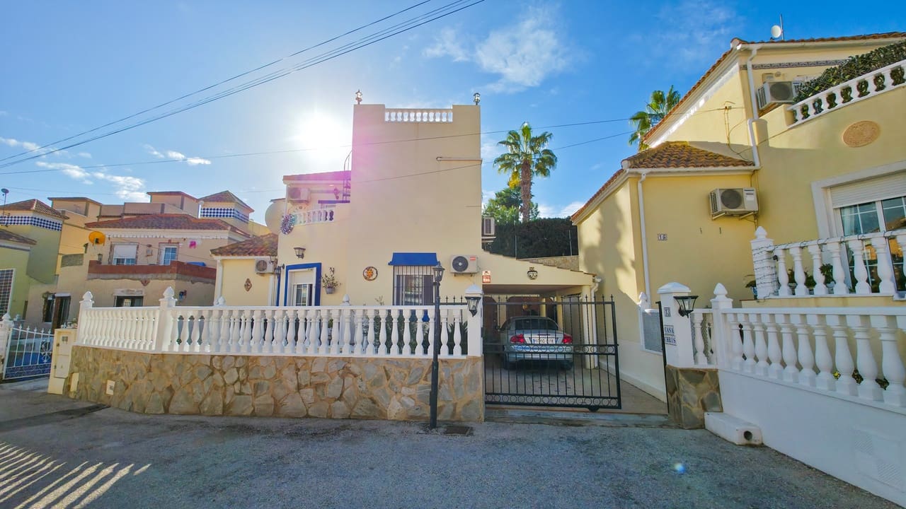 3 quarto Moradia para venda em Villamartin com garagem - 269 995 € (Ref: 9915017)