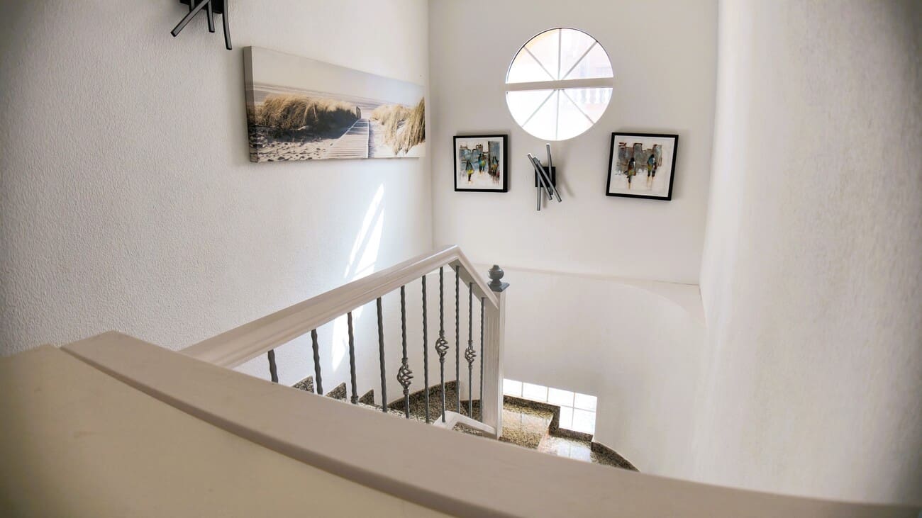 2 chambre Villa/Maison Semi-Mitoyenne à vendre à Villamartin avec piscine garage - 269 000 € (Ref: 9915021)