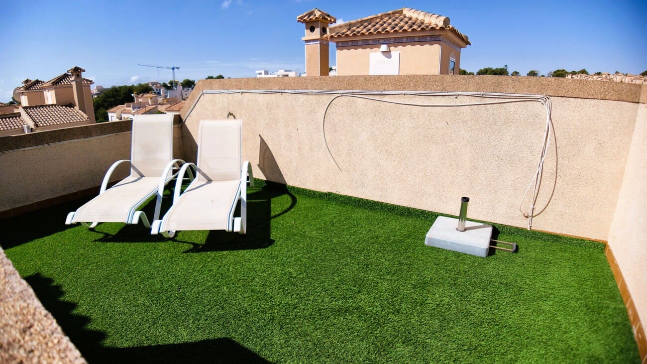 2 chambre Villa/Maison Semi-Mitoyenne à vendre à Villamartin avec piscine garage - 269 000 € (Ref: 9915021)