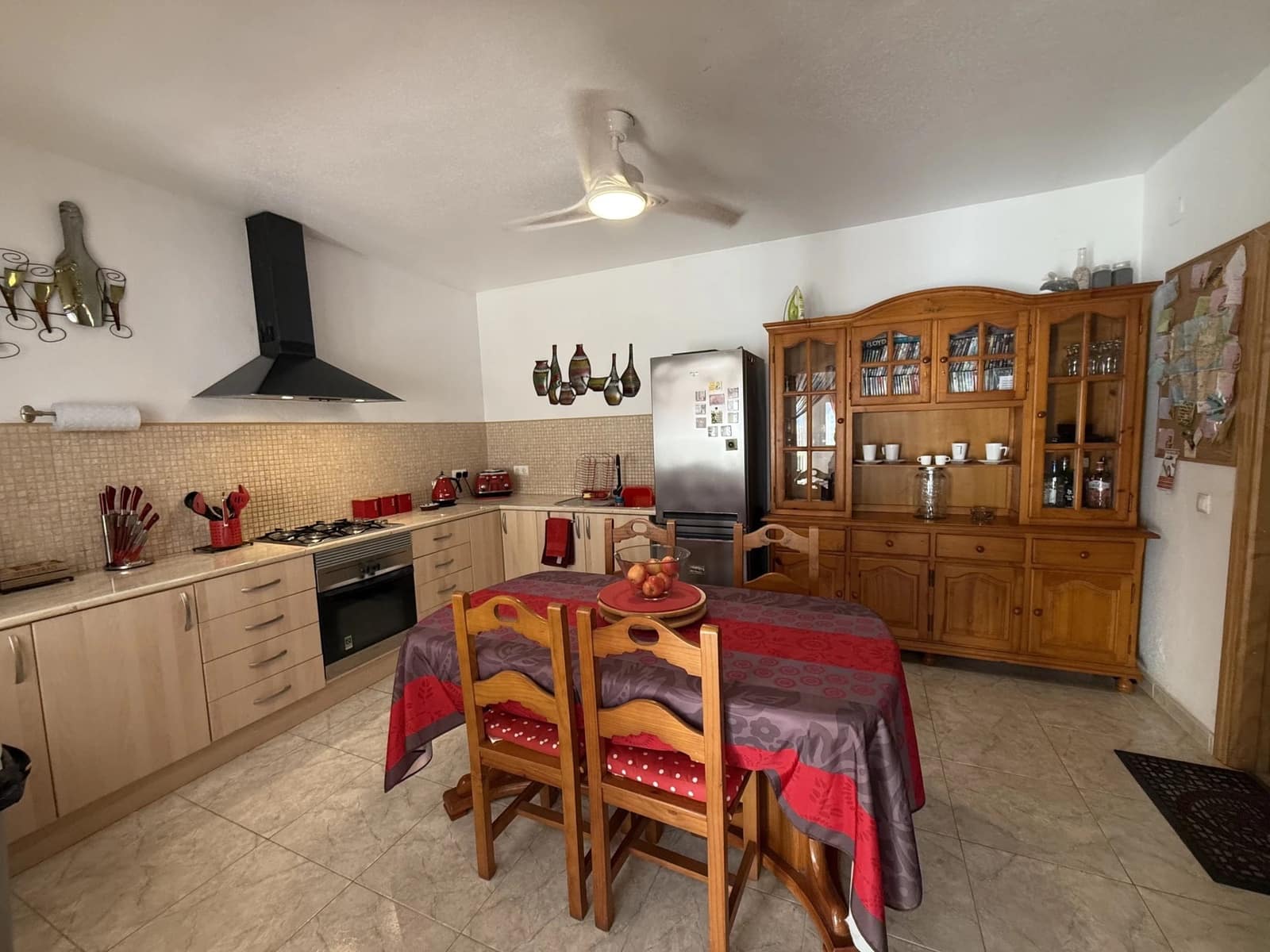 3 bedroom Townhouse for sale in Torrevieja with pool - € 198,000 (Ref: 9487112)