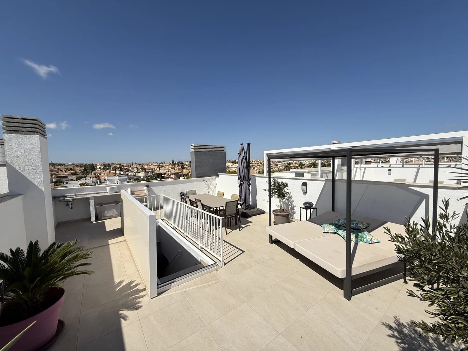 2 bedroom Penthouse for sale in Playa Flamenca with pool garage - € 499,000 (Ref: 9487114)