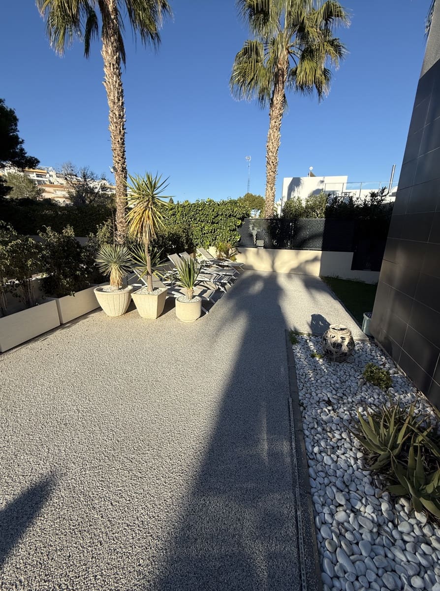 3 bedroom Semi-detached Villa for sale in Orihuela Costa with pool garage - € 329,500 (Ref: 9499817)