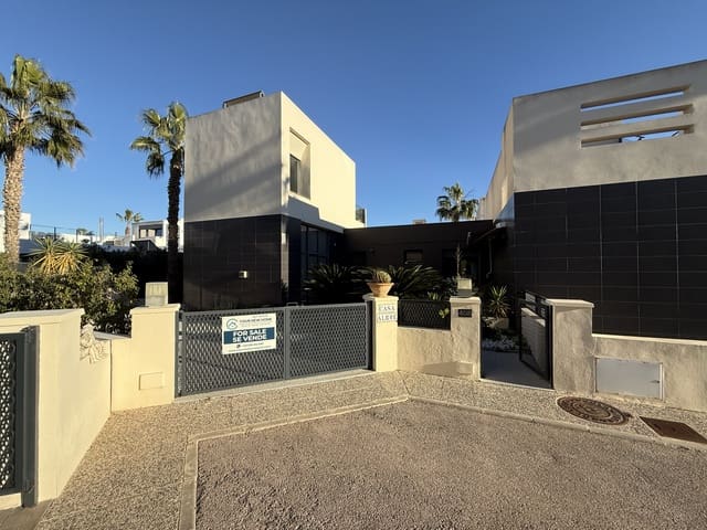 3 soveværelse Semi-Rækkehus til salg i Orihuela Costa, Orihuela med swimmingpool garage - € 329.500 (Ref: 9499817)