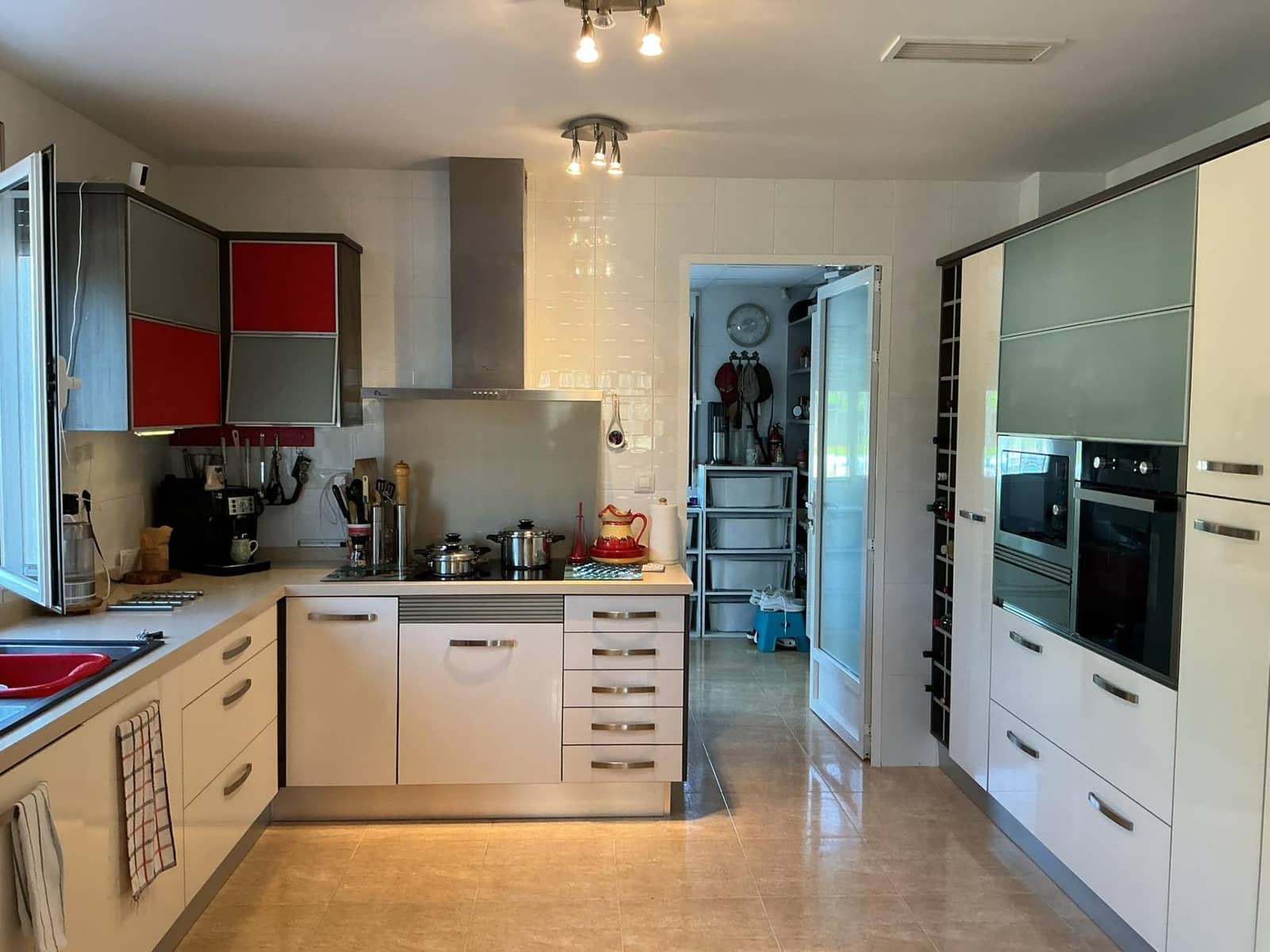 4 bedroom Villa for sale in Totana with pool garage - € 475,000 (Ref: 10011650)