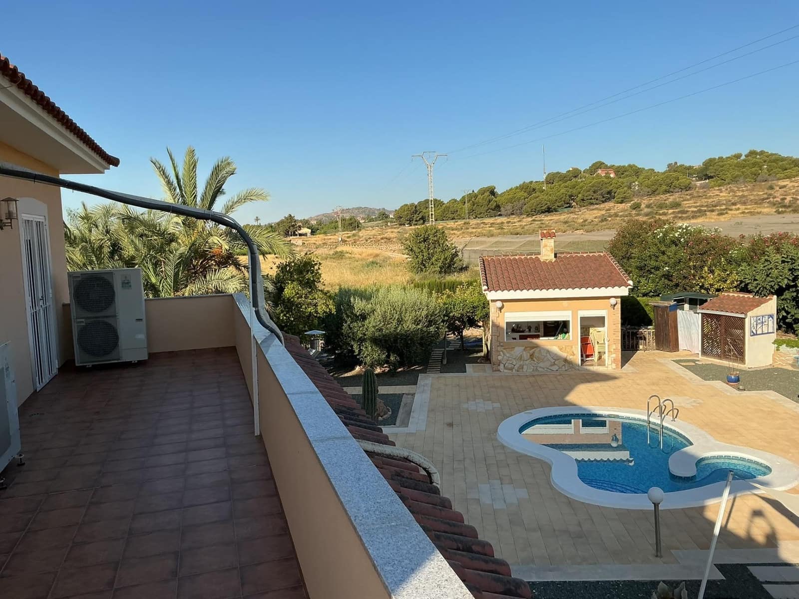4 bedroom Villa for sale in Totana with pool garage - € 475,000 (Ref: 10011650)