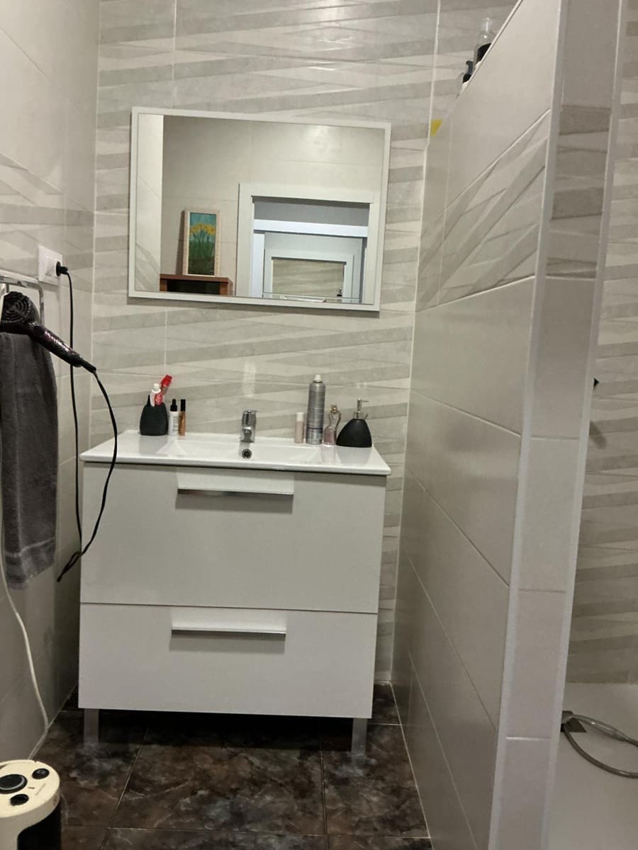 2 bedroom Apartment for sale in El Pareton - € 119,200 (Ref: 9468695)