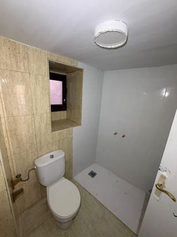 Casa de 3 habitaciones en Lorca en venta - 105.000 € (Ref: 9486478)