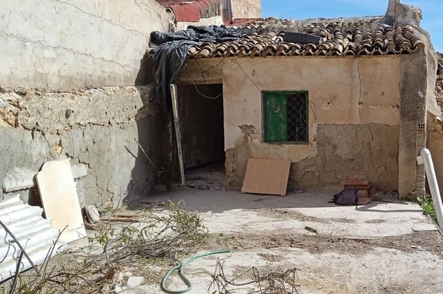 Byhus til salg i Totana - € 38.000 (Ref: 9584553)