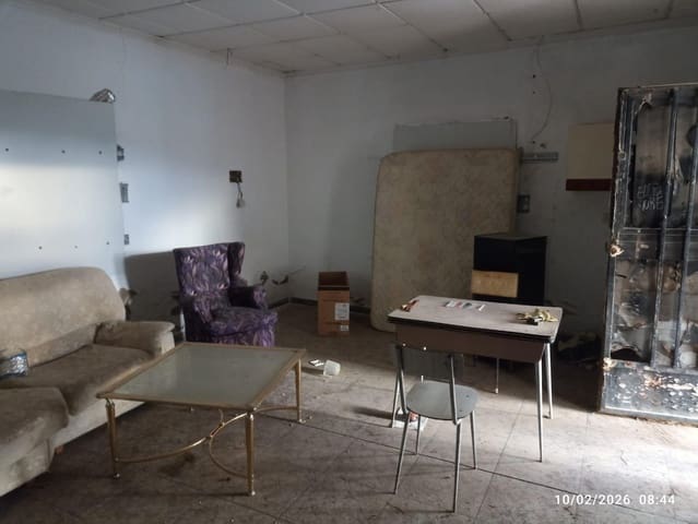 2 makuuhuone Maalaistalo myytävänä paikassa Librilla mukana uima-altaan 
autotalli - 93 630 € (Ref: 9686792)