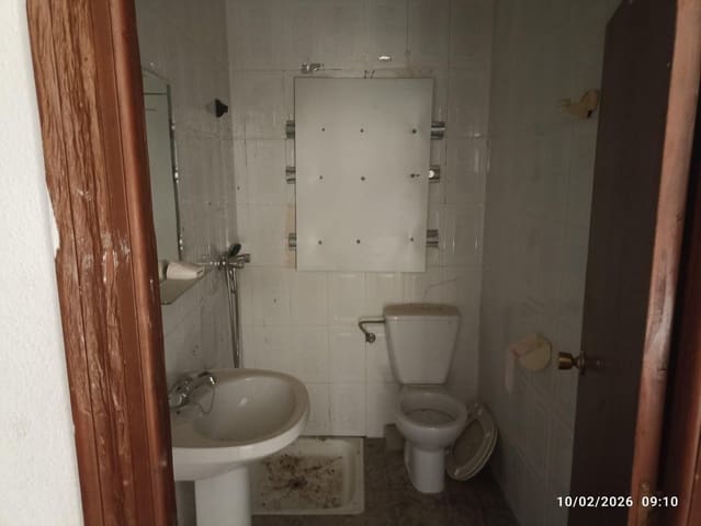 2 makuuhuone Maalaistalo myytävänä paikassa Librilla mukana uima-altaan 
autotalli - 93 630 € (Ref: 9686792)