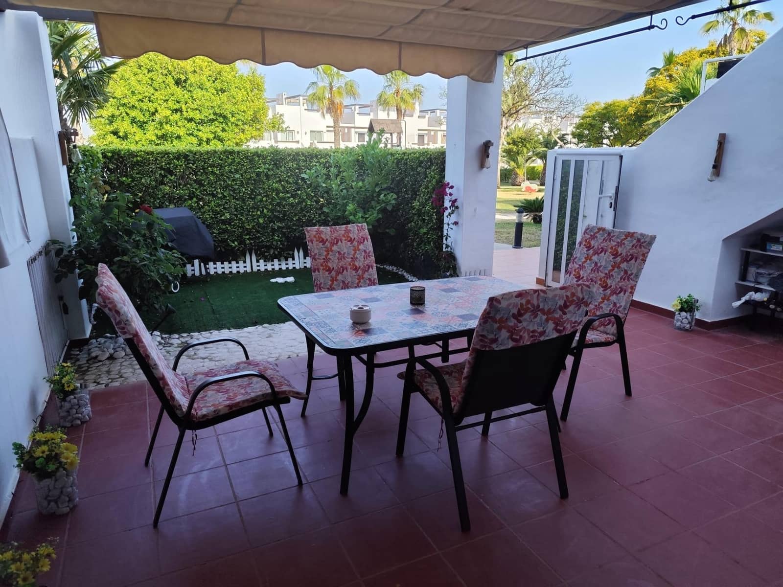 3 soveværelse Rækkehus til salg i Condado de Alhama med swimmingpool garage - € 194.000 (Ref: 9946252)