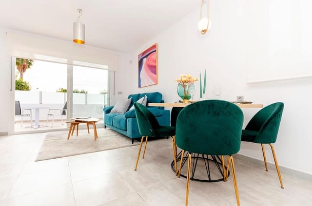 3 soveværelse Villa til salg i El Limonar, Torrevieja - € 424.000 (Ref: 9955302)