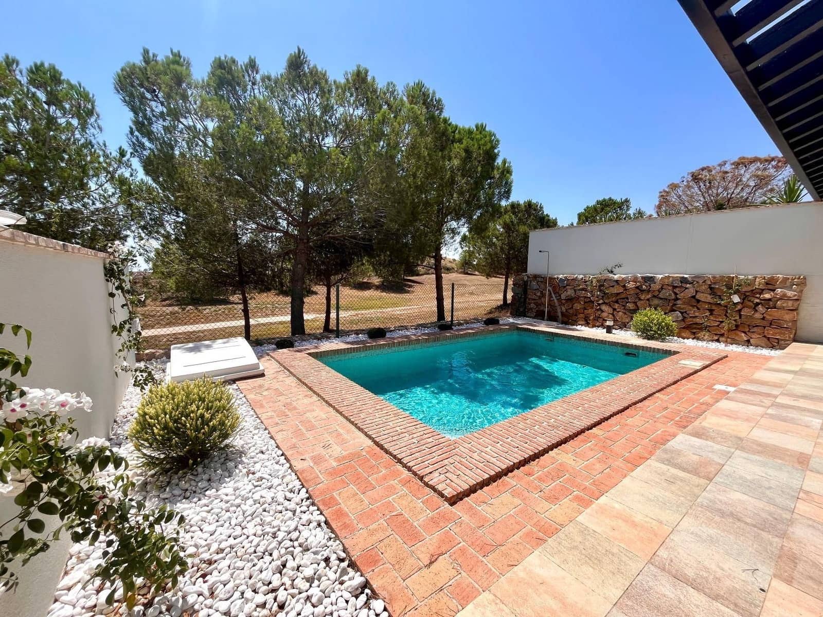 2 quarto Moradia em Banda para venda em La Peraleja Golf Resort - 298 000 € (Ref: 9955320)