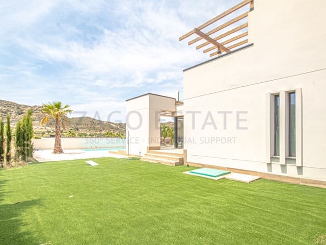 3 soveværelse Semi-Rækkehus til salg i Monforte del Cid med swimmingpool - € 795.000 (Ref: 10020385)
