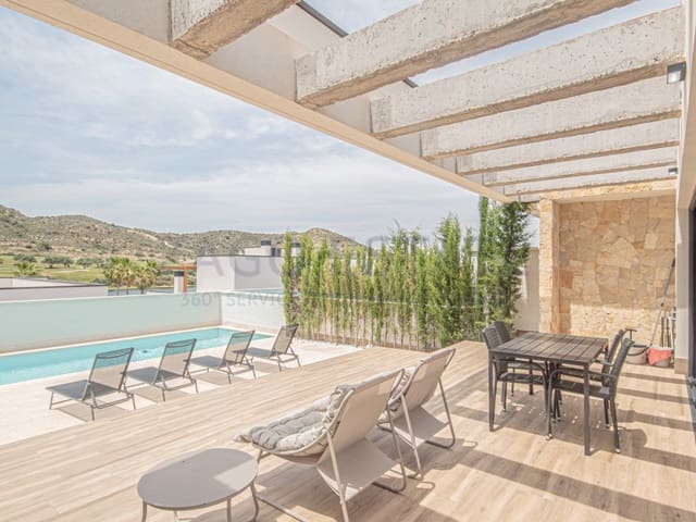 3 soveværelse Semi-Rækkehus til salg i Monforte del Cid med swimmingpool - € 795.000 (Ref: 10020385)