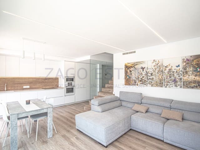 3 soveværelse Semi-Rækkehus til salg i Monforte del Cid med swimmingpool - € 795.000 (Ref: 10020385)