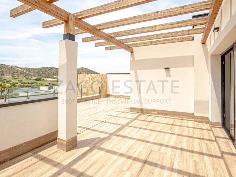 3 soveværelse Semi-Rækkehus til salg i Monforte del Cid med swimmingpool - € 795.000 (Ref: 10020385)