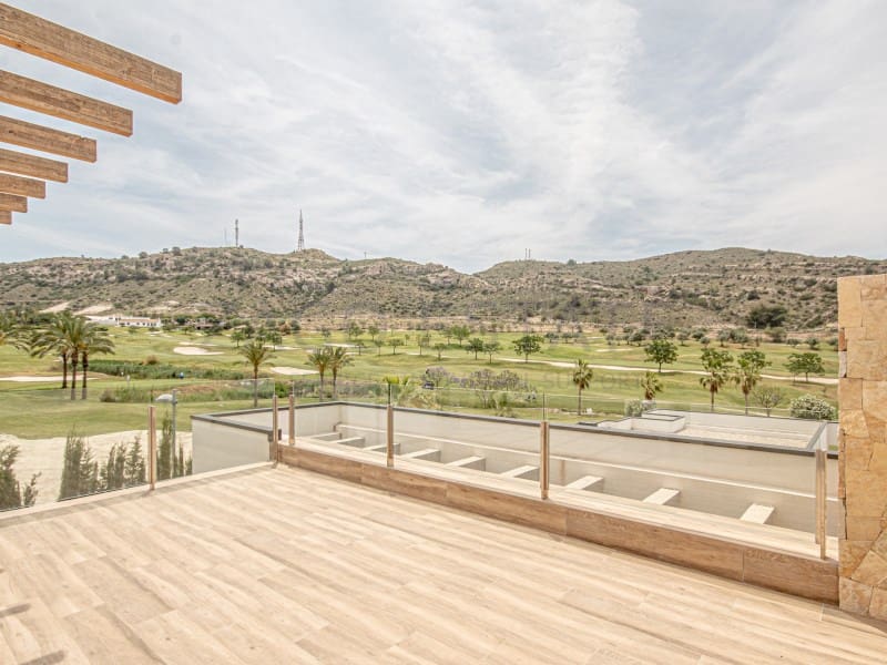 3 soveværelse Semi-Rækkehus til salg i Monforte del Cid med swimmingpool - € 795.000 (Ref: 10020385)