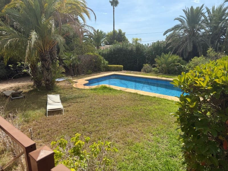 Villa for sale in Altea la Vella with pool - € 1,200,000 (Ref: 10020386)