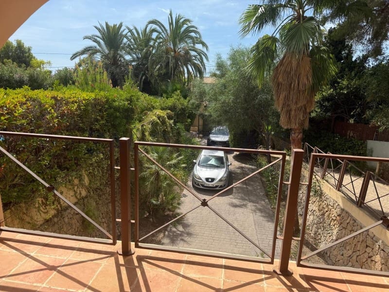 Villa for sale in Altea la Vella with pool - € 1,200,000 (Ref: 10020386)