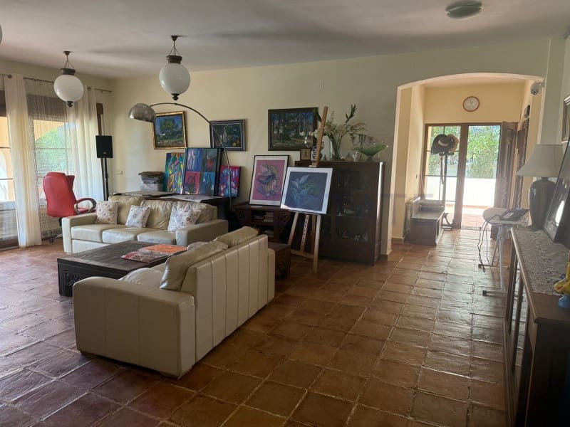 Villa for sale in Altea la Vella with pool - € 1,200,000 (Ref: 10020386)
