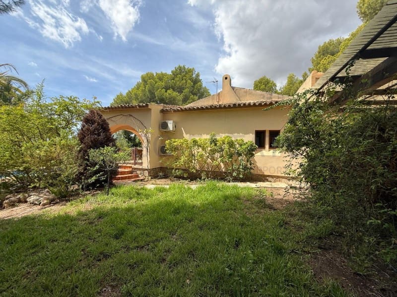 Villa for sale in Altea la Vella with pool - € 1,200,000 (Ref: 10020386)