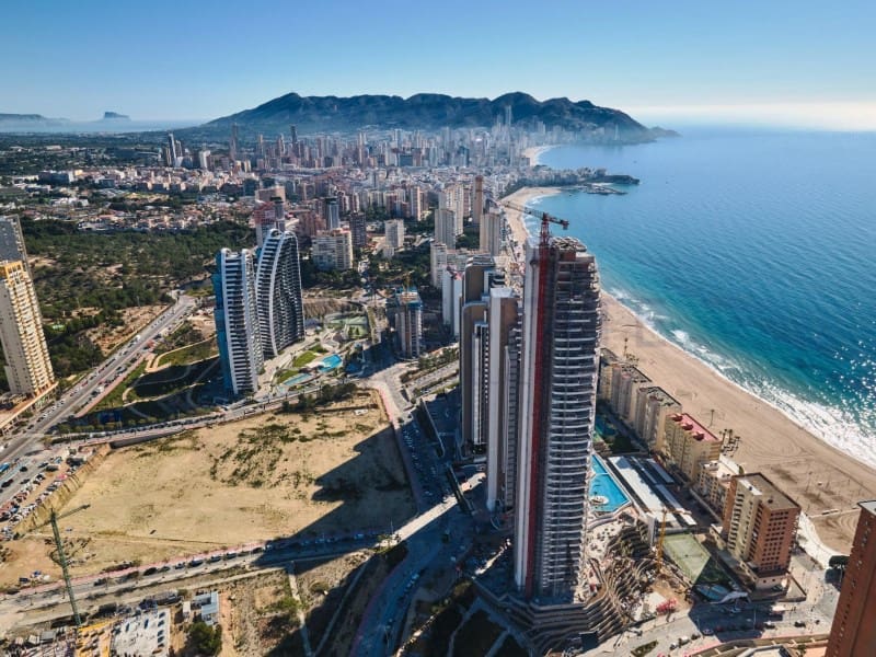 2 quarto Apartamento para venda em Benidorm com piscina garagem - 689 000 € (Ref: 10020388)