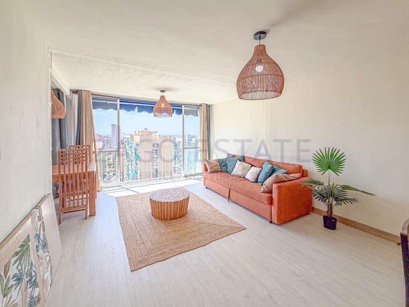 2 makuuhuone Asunto myytävänä paikassa Benidorm mukana uima-altaan - 239 900 € (Ref: 10026976)